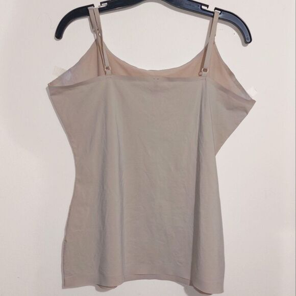 Spanx Women's Invisible Stretch Beige Grey Tank Camisole Top Size 1X EUC - Picture 4 of 11